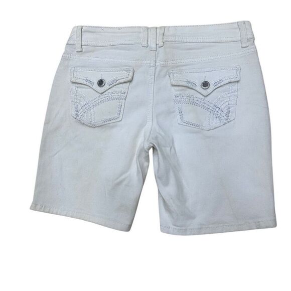 Apollo Jean Shorts Women's Size 10 White Mid-rise Flap Pockets Silver Stitching - Picture 8 of 10